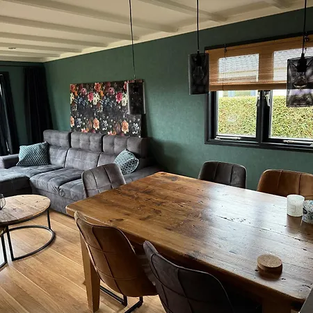 Chalet Voorts Broekhuisje 5 Voorthuizen