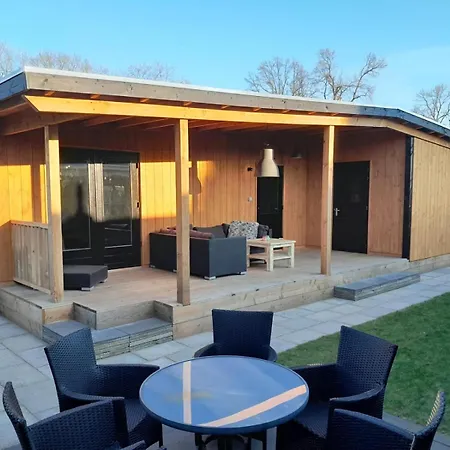 Voorts Broekhuisje 5 Chalet *